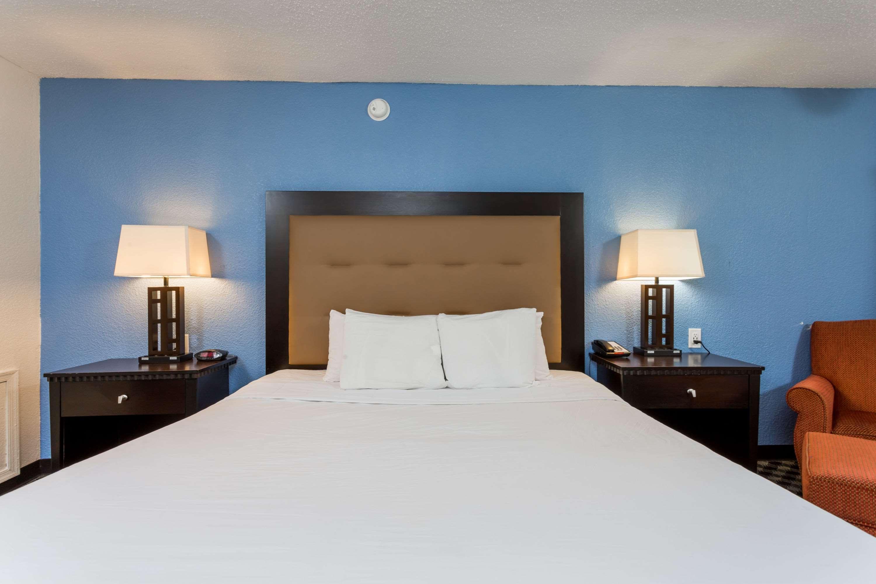 Days Inn Salisbury Extérieur photo