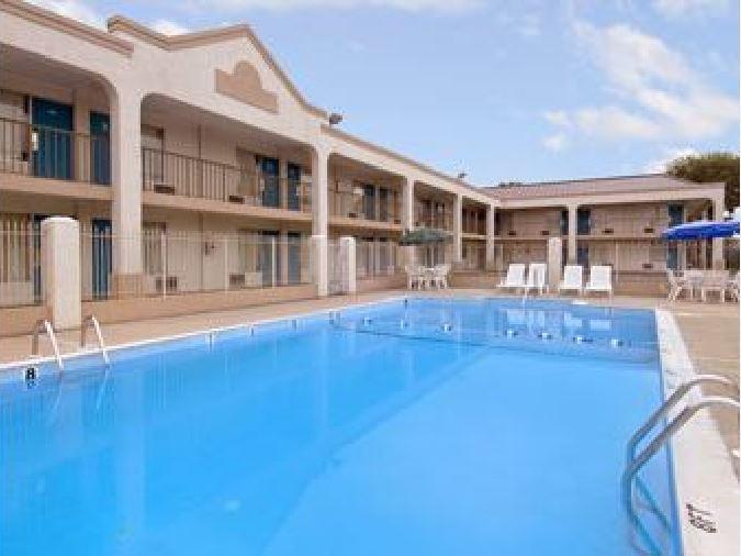 Days Inn Salisbury Extérieur photo