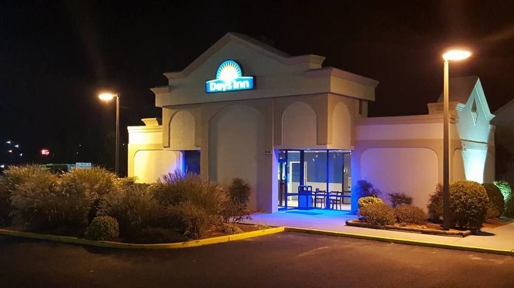 Days Inn Salisbury Extérieur photo